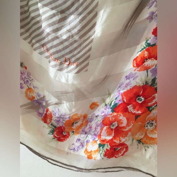 RARE AUTHENTIC VINTAGE Christian Dior Scarf - Picture 1 of 8